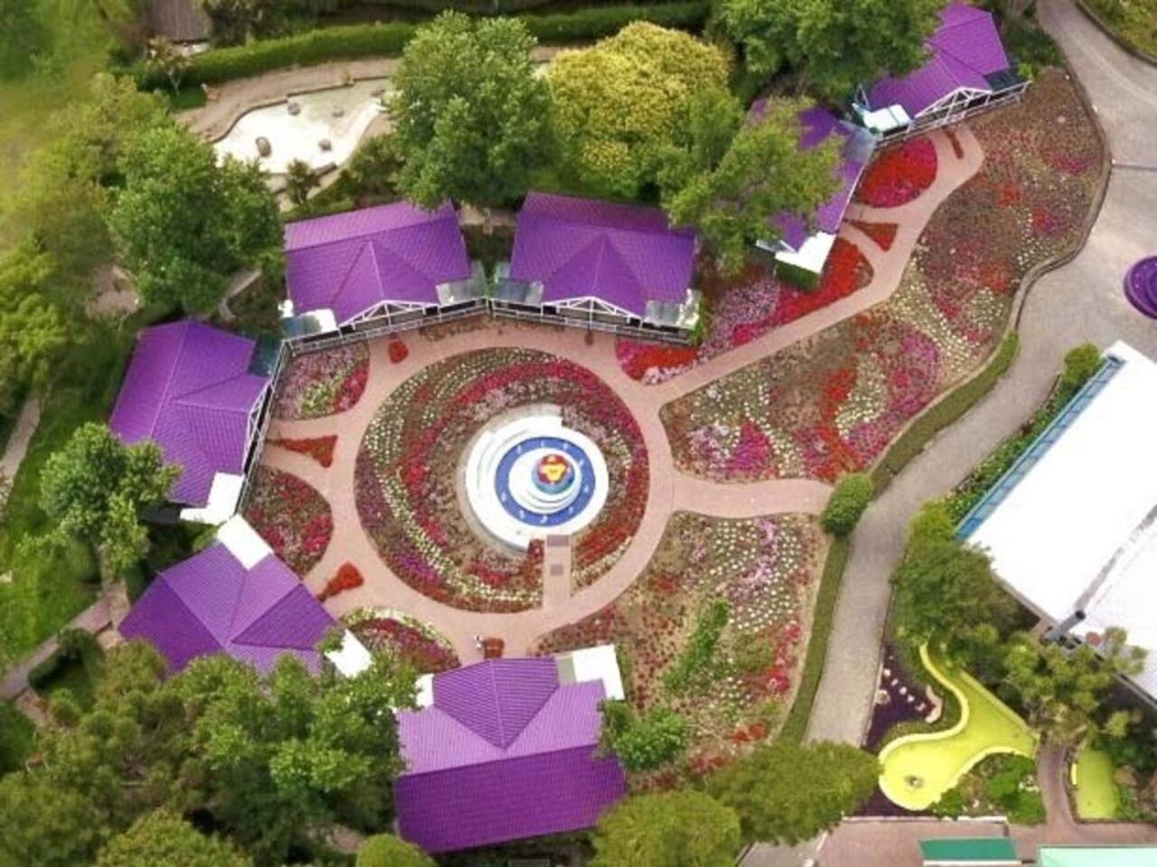 Unique Garden 5*
