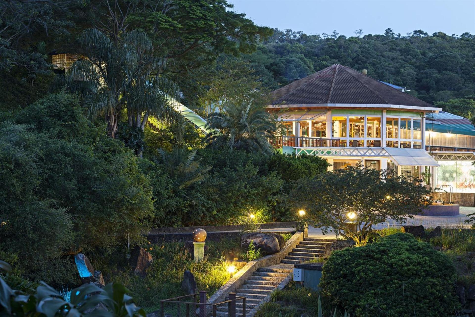 渡假村 Unique Garden 5*